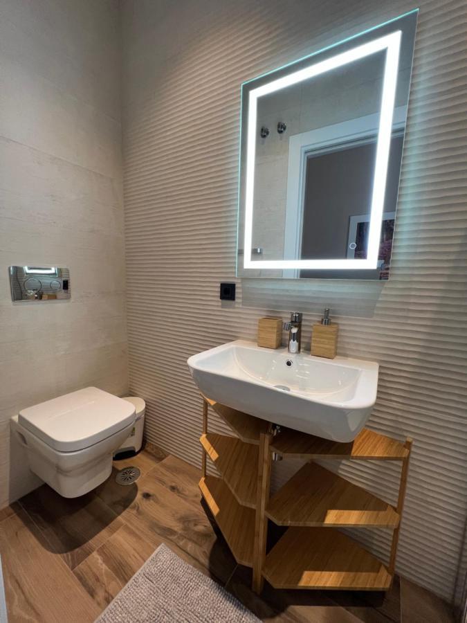 Deluxe Twobedroom Apartment Seville Downtown ภายนอก รูปภาพ