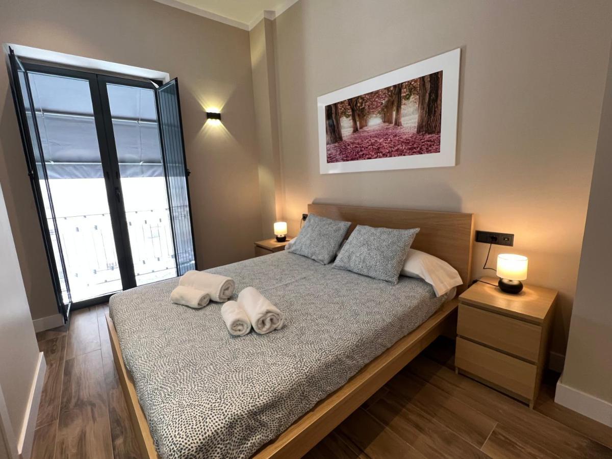 Deluxe Twobedroom Apartment Seville Downtown ภายนอก รูปภาพ