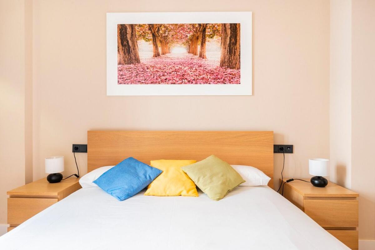 Deluxe Twobedroom Apartment Seville Downtown ภายนอก รูปภาพ