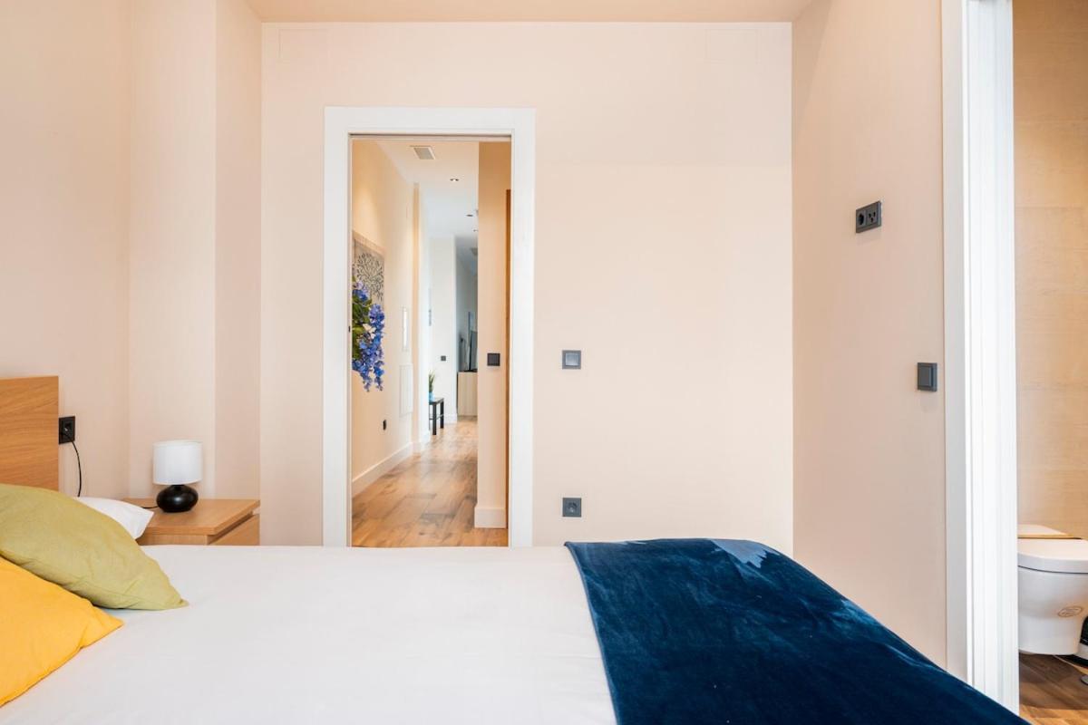 Deluxe Twobedroom Apartment Seville Downtown ภายนอก รูปภาพ